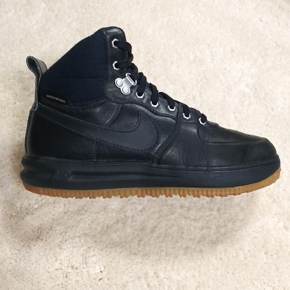 Nike Air Lunar Force size 7